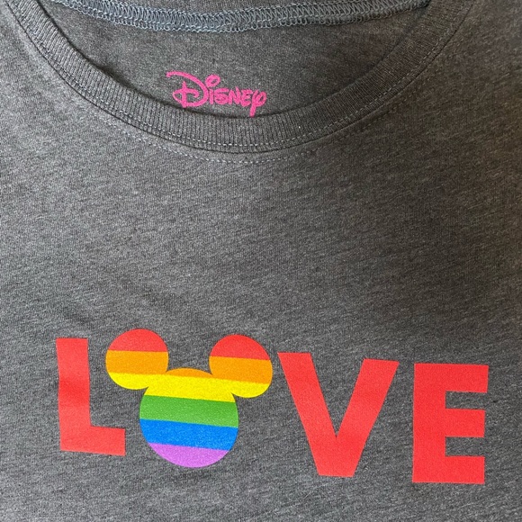 Disney Tee, Small - Picture 2 of 6